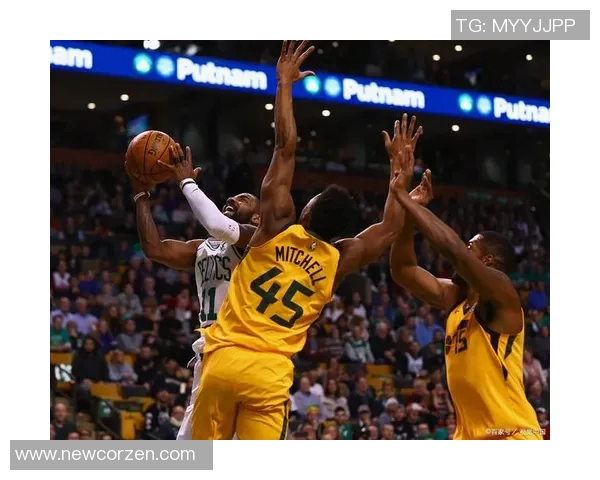 快船队与湖人队的比赛成为焦点,洛杉矶德比战燃爆全场 快船队与湖人队的比赛成为焦点,洛杉矶德比战燃爆全场