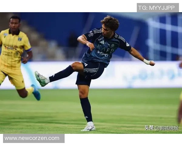 绿茵传奇：C罗上演帽子戏法，助力球队大胜对手